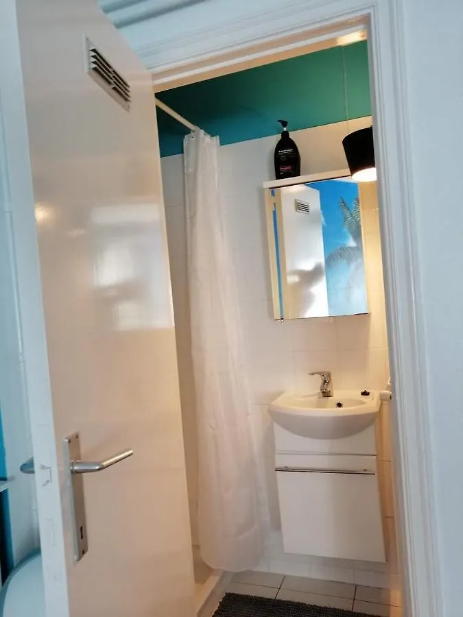 Studio 2/4P Avec Salle De Bain Prive Oostende Accommodatie bij particulieren